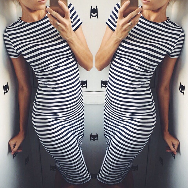 2. На ком надета тельняшка?