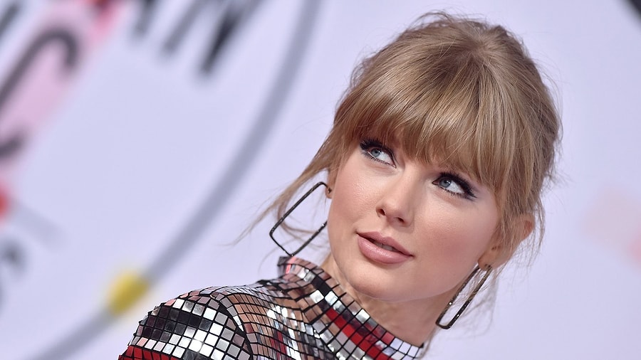 Taylor Swift Kendisine 30 Yasina Geldin Cocuk Dusunmuyor Musun Diye Soran Muhabire Agzinin Payini En Net Sekilde Verdi Onedio Com