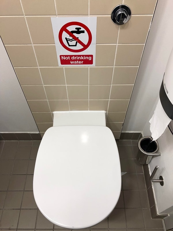 5. "Не пить воду". А так хотелось...