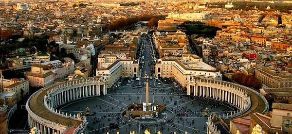 2. Католицизм был запрещен в Англии в 1500-х годах