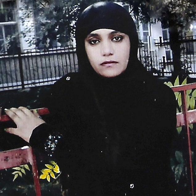Farkhunda Malikzada 27 yaşındaydı, Müslümandı, inançlarına sıkı sıkıya bağlıydı ve öğretmen olmayı istiyordu.