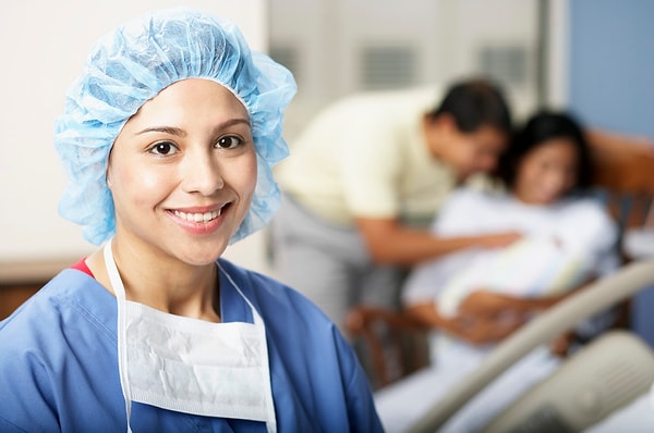 8. Какой вид предлежания плода в матке акушеры считают оптимальным?