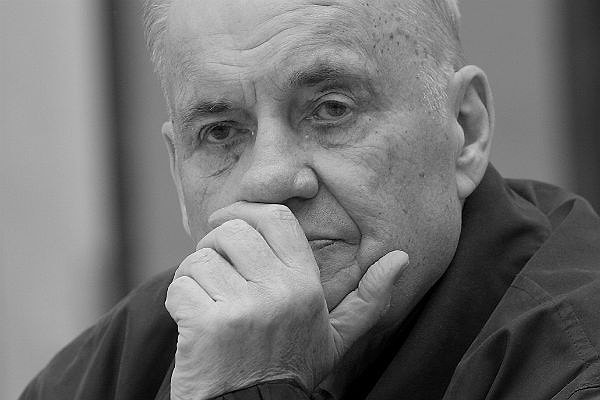 10. Выберите фильм, который НЕ снимал Эльдар Рязанов.