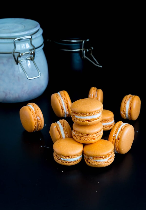 7. Для кого эти пирожные?