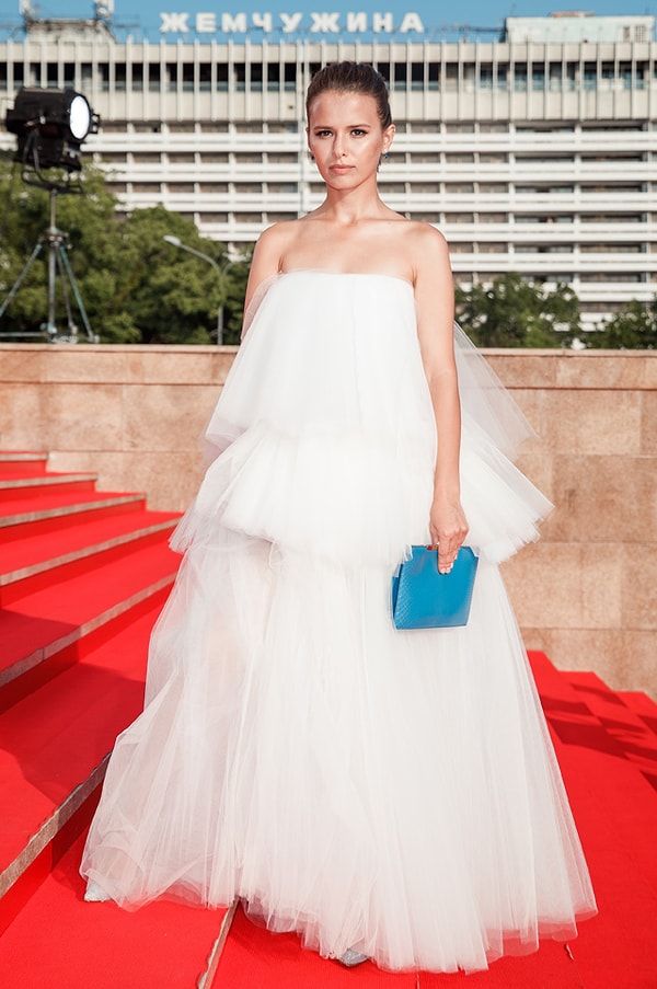 2. Любовь Аксенова