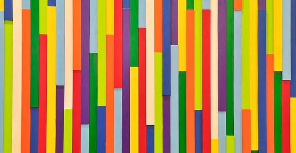 9. Какой цвет этого рисунка выделяется больше, чем остальные?