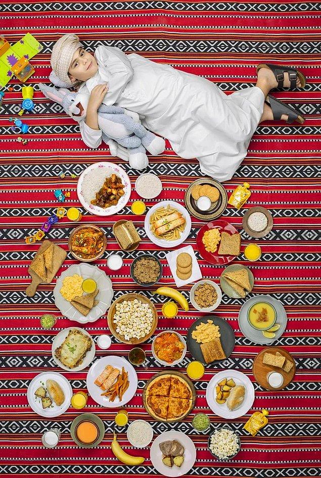 Что едят дети в разных странах: 20 недельных меню в проекте фотографа