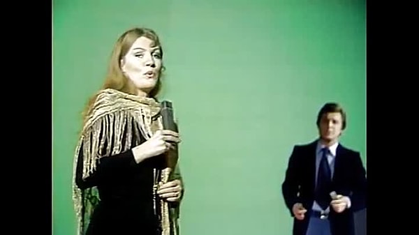 14. Какую песню совместно спели Анна Герман и Лев Лещенко?