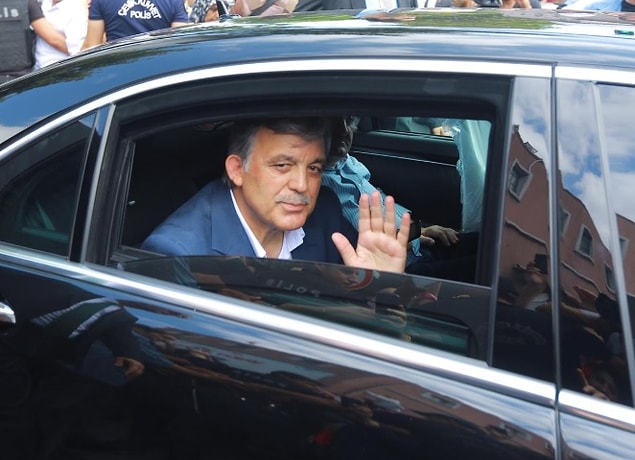 'Parti kurma çabalarından haberdarız'