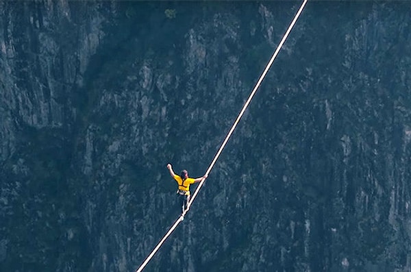 Если вы выбрали зеркальное число 06:06, то вам следует навострить уши