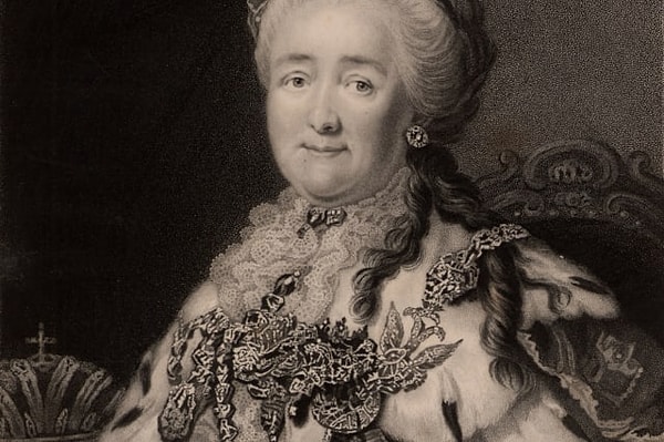 13. Екатерина II Великая умерла вскоре после того, как сношалась с конем.