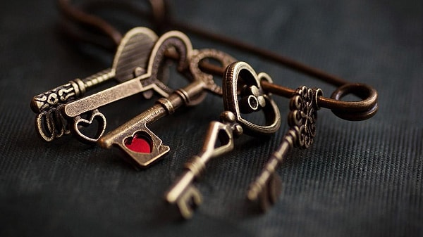 Выберите ключ...