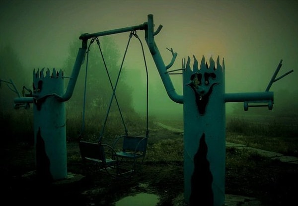 21. Что -то перехотелось на качели