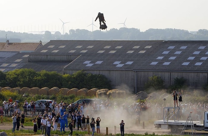 Fransız Mucit Franky Zapata'nın 'Flyboard Air ile Manş Denizi'ni Geçme Denemesi Başarısız Oldu