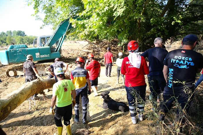 Düzce'deki Sel Felaketinde Kaybolmuştu: 3 Yaşındaki Kağan Töngel'in Cansız Bedenine Ulaşıldı