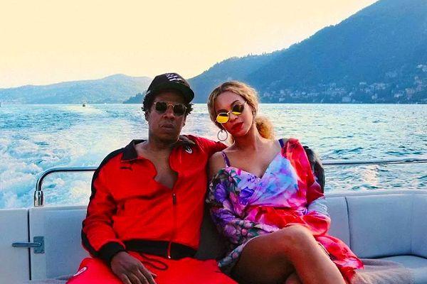 Jay Z, 2017 yılında yine aynı bölgeden 26 milyon dolarlık bir malikane satın almıştı.