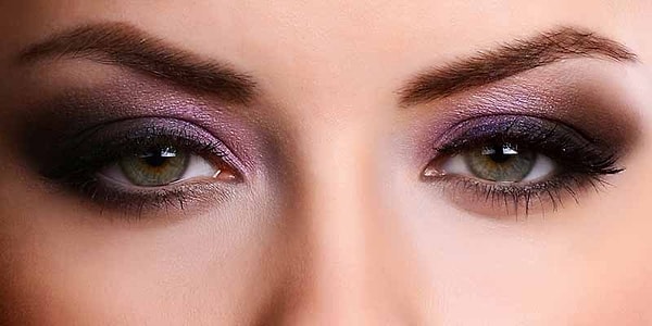 2. Что насчет цвета глаз?