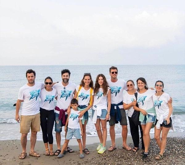 Antalya'da düzenlenen kampa eşi Başak Dizer Tatlıtuğ, arkadaşları Sedef Avcı, Kıvanç Kasabalı ve oğulları Can Kasabalı ile birlikte katıldı.