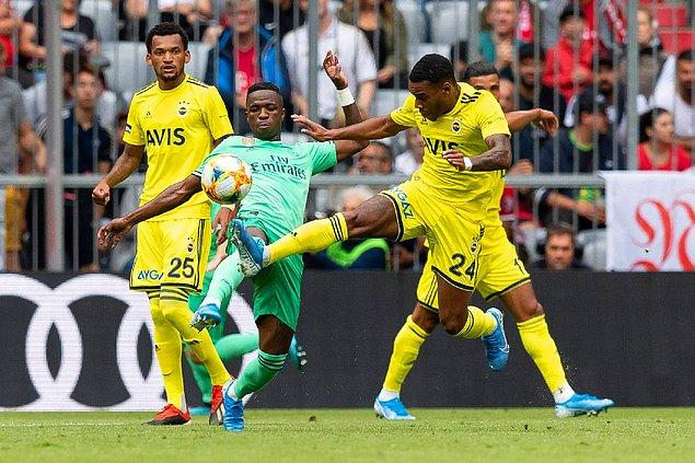 AUDI Cup'ta Fenerbahçe, farklı Bayern Münih yenilgisinin ardından Real Madrid'le üçüncülük mücadelesine çıktı.