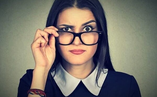 1. Выберите правильный вариант написания: