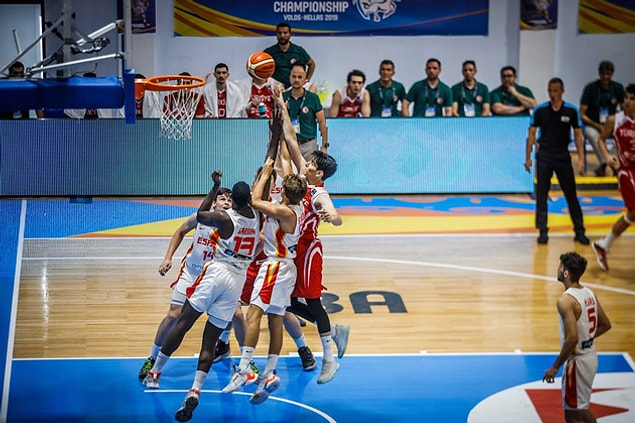 Erkekler 18 Yaş Altı Avrupa Basketbol Şampiyonası'nda Milli Takımımız, şampiyonluk adına finalde İspanya ile karşı karşıya geldi.