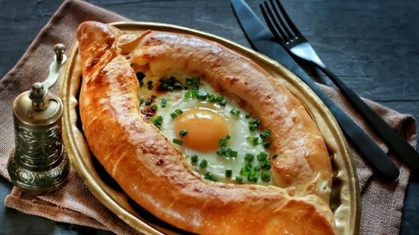 19. Выберите правильное написание: