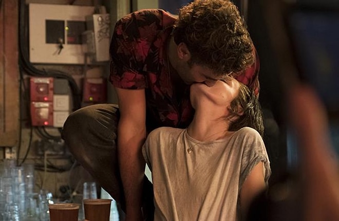 Тест: Опишем в трех словах, без чего вы не можете в любви