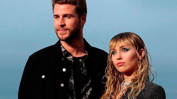 Miley Cyrus ve Liam Hemsworth, dün 7.5 aylık evliliklerini sonlandırdıklarını duyurdu.