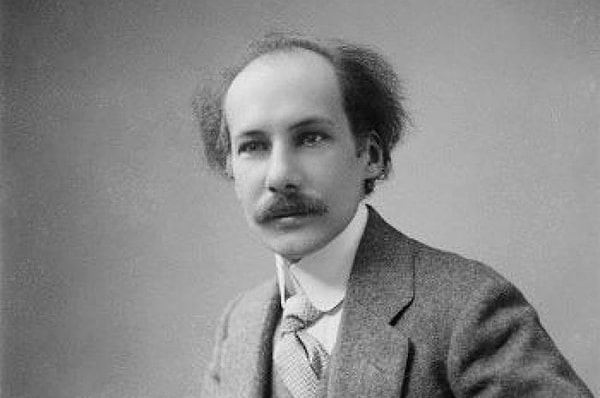 3. Роман "Петербург" написал Андрей Белый?