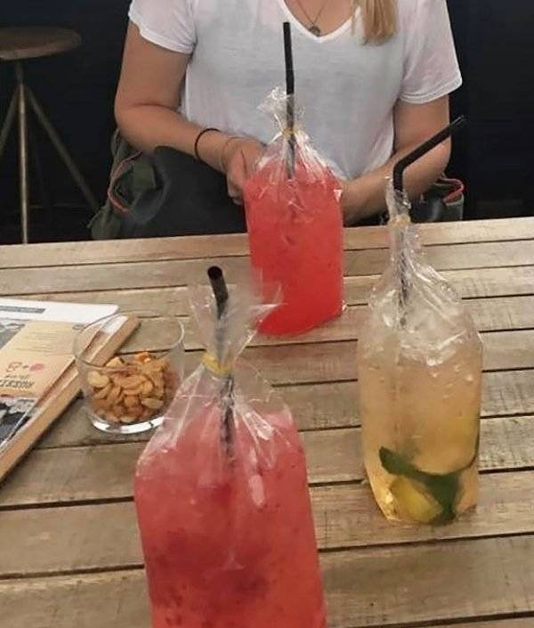 20. Когда в ресторане кончились стаканы, а мыть так лень