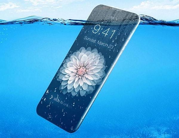 Yeni ortaya atılan bir söylentiye göre iPhone'lar için suyun altında da dokunmatiğin kullanmaya imkan veren bir teknoloji geliştiriliyor.