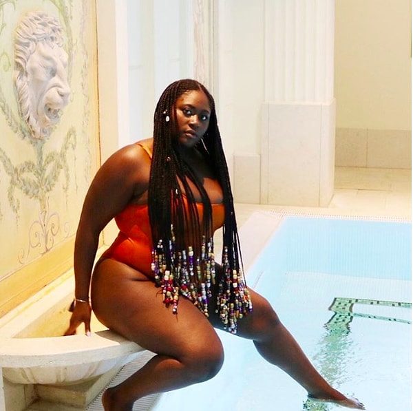 12. Когда Даниэль Брукс поделилась своей фотографией в купальнике: