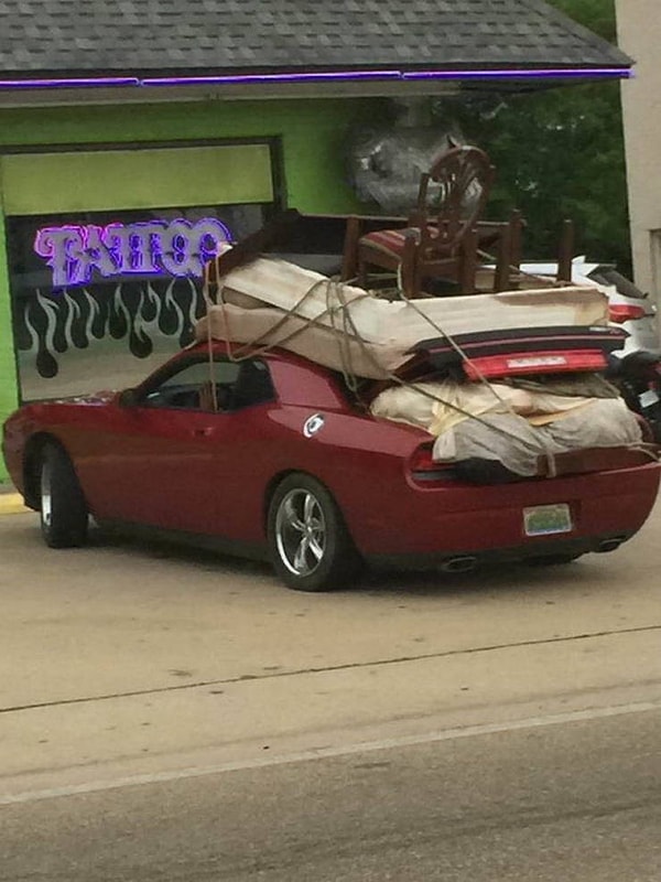 1. Когда ты слишком экономный и не хочешь нанимать грузовик во время переезда