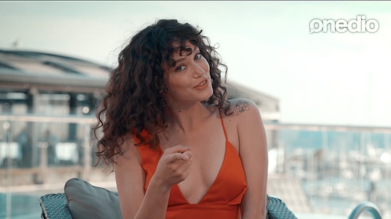 Melisa Şenolsun Sosyal Medyadan Gelen Soruları Yanıtlıyor