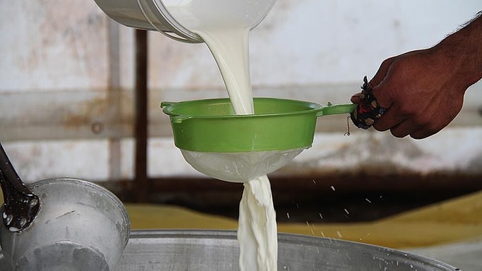 Çiğ Süte Zam Geldi: Kutu Ürünülerin Fiyatını Etkilemesi Bekleniyor