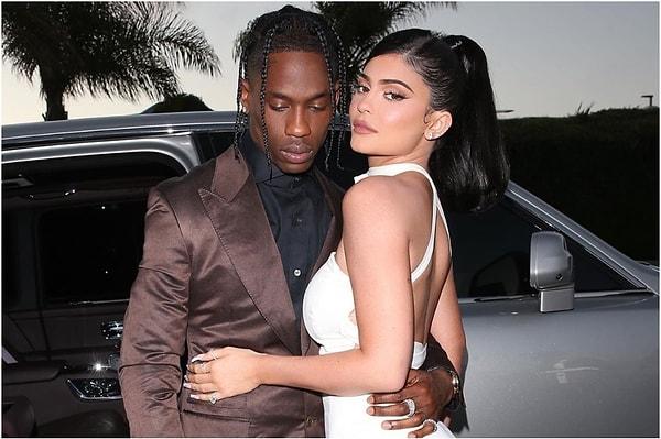 Kylie Jenner ve çocuğunun babası ünlü rap yıldızı Travis Scott geçtiğimiz günlerde ayrıldıklarını açıklamıştı.