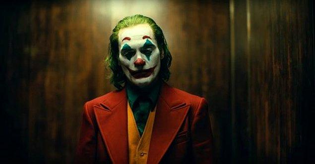 Uzun süredir hepimizin merakla beklediği Joaquin Phoenix'li Joker filmi nihayet vizyona girdi.