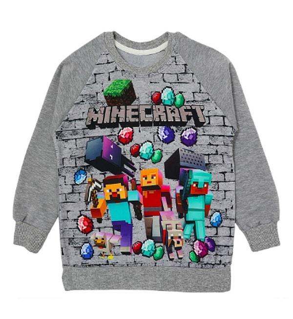 9. Minecraft fanı miniklerin üzerinden çıkarmak istemeyeceği bu harika sweatshirt,