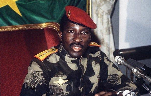 4 Ağustos 1983 tarihinde Blaise Compaoré önderliğinde yapılan darbeyle Thomas Sankara devlet başkanlığı görevine gelir.