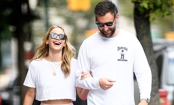 Напомним, что Дженнифер Лоуренс и Марони начали встречаться еще в прошлом году.