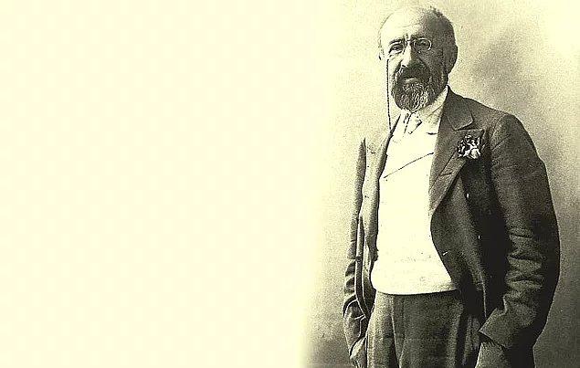 Modern Türk resim sanatının kurucularından kabul edilen Osman Hamdi Bey, 1842'de İstanbul'da dünyaya geldi.