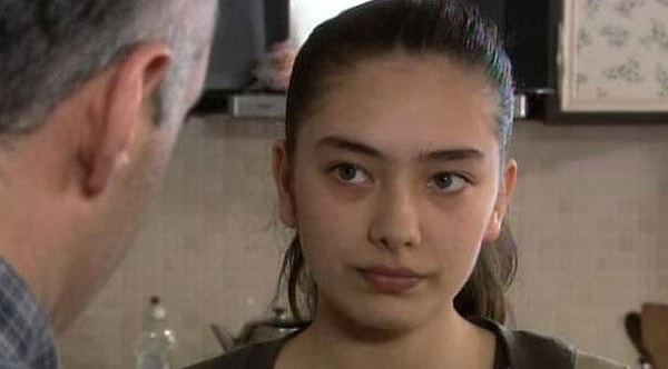 3. Интересные факты об актрисе Фахрие Эвджен: