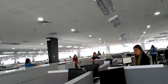 Filipinler'de 6.8 Şiddetinde Deprem Oldu, Panik Kameralara Böyle Yansıdı!