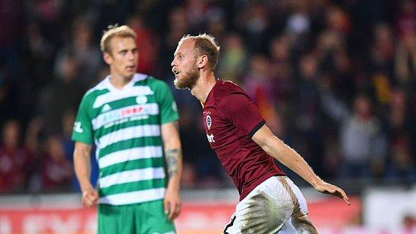 Sparta Prag forması giyen Semih Kaya, Prag'ın Bohemians'ı 4-0'la geçtiği maçta takımının dördüncü ve son golünü attı.