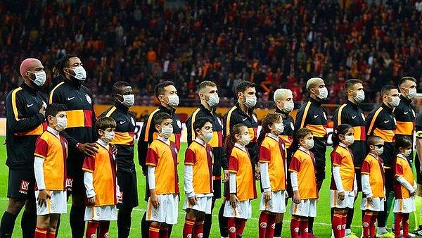 Fatih Terim, Çaykur Rizespor müsabakasında bu futbolcuların yerlerine Ahmet Çalık, Şener Özbayraklı, Jean Michael Seri, Ömer Bayram ve Emre Mor'a formayı verdi.