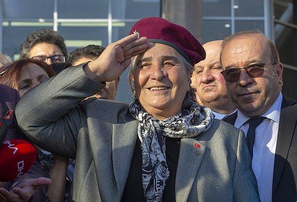 "Erdoğan'ın avukatı şikayetten vazgeçtiklerini mahkeme heyetine bildirdi"