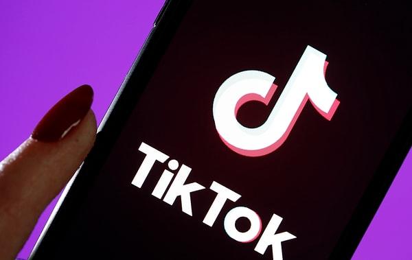 Ülkemizde 30 milyondan fazla indirilen, sık sık garip ve eğlenceli videoları ile adını duyuran TikTok'u bilmeyen yoktur. Çinli teknoloji devi şimdi de akıllı telefon işine girdi.