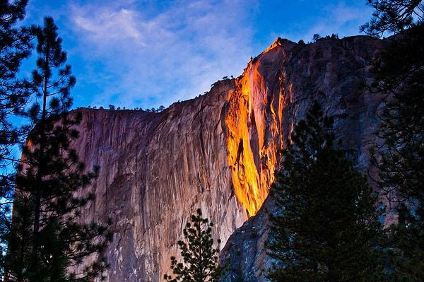 2. Yosemite At Kuyruğu Şelalesi, Kaliforniya, ABD / Şubat ayının ikinci yarısı