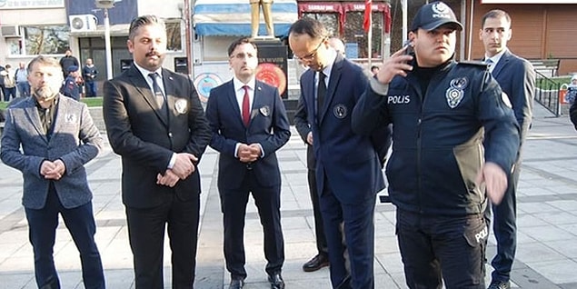 İki öğretmen açığa alındı