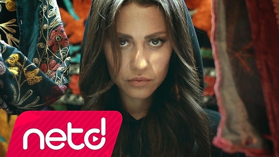 Derya Uluğ - Göremedim Bi de Sen Bak Şarkı Sözleri